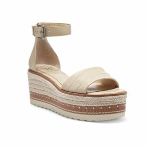 BRAND NEW Vince Camuto MEESTANA BONE/CROCO/BABY SHEEP WEDGE in Size 7.5